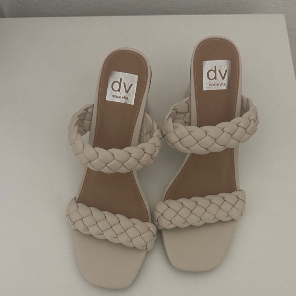 Dolce Vita Women's Braided Tan Sandals